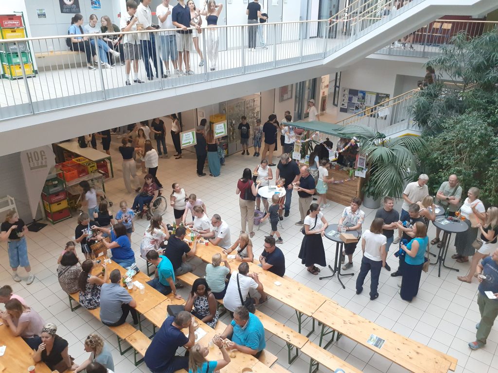 Cocktailbar der Peers in der Aula